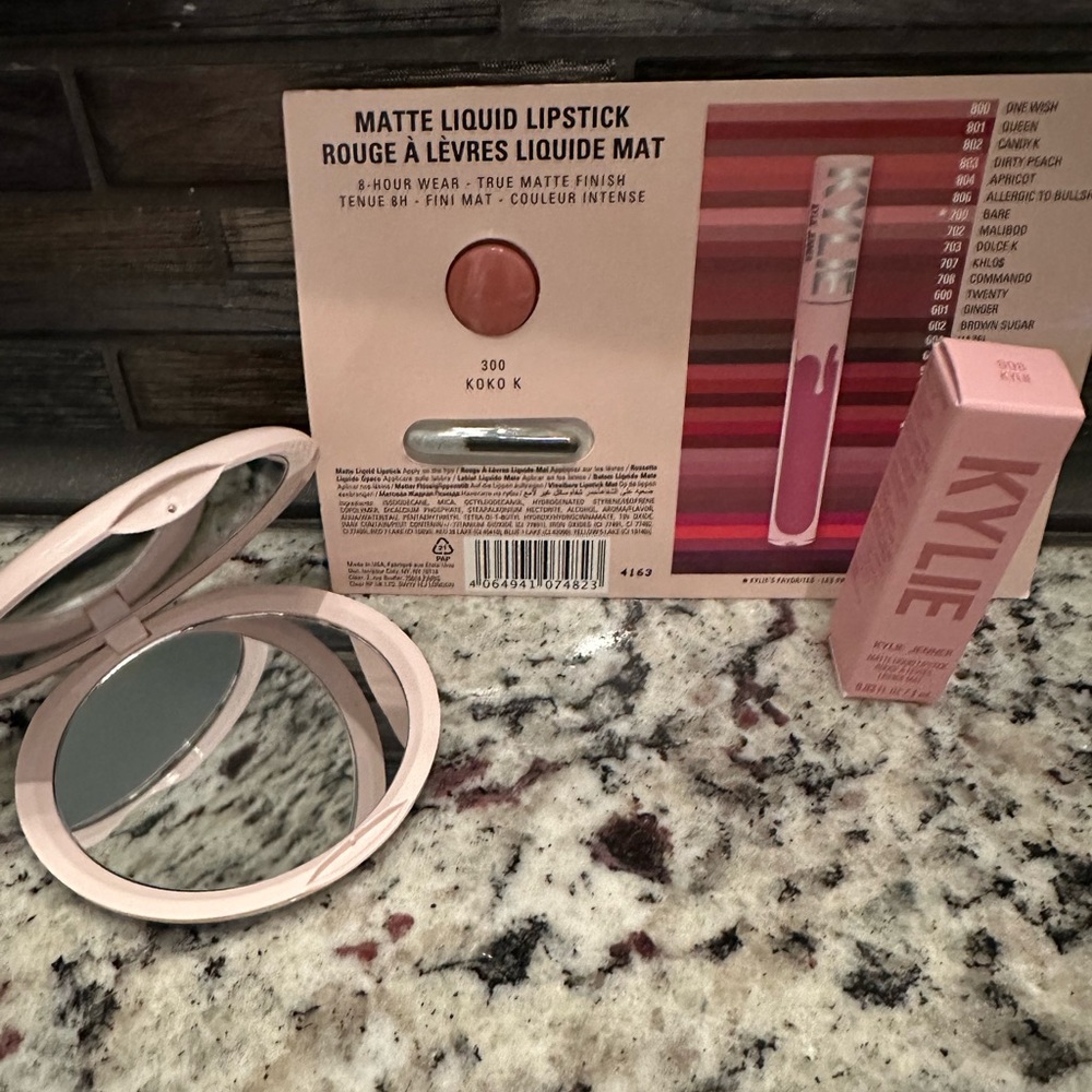 NIB Kylie Cosmetics Sample Set - Picture 2 of 5